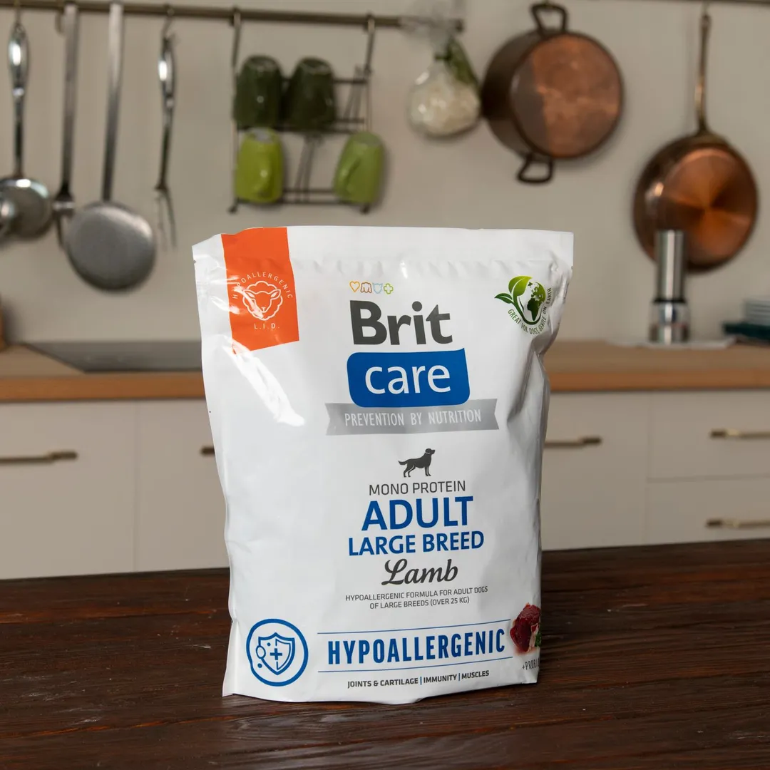 Brit Care Бріт 1кг д/собак гіпоалер, ягня великих порід вагою від 25кг